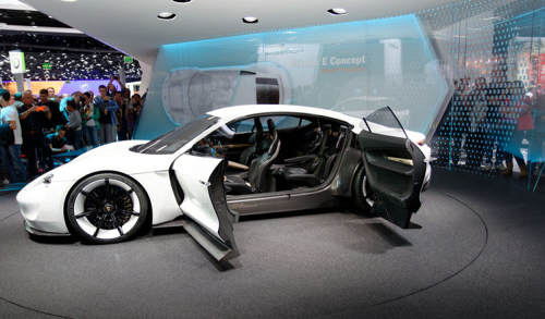 保時捷第一款電動車 會威脅特斯拉嗎？